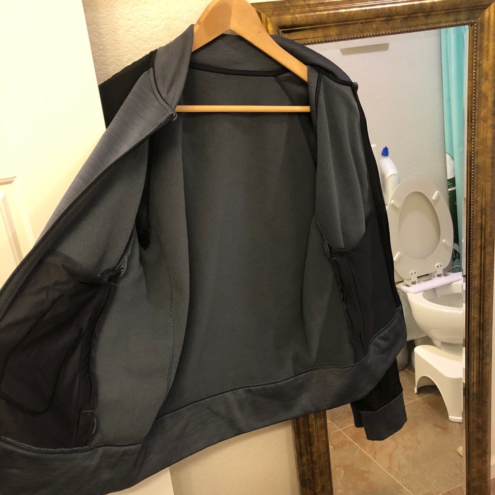 🌟lululemon jacket🌟 - Picture 6 of 8